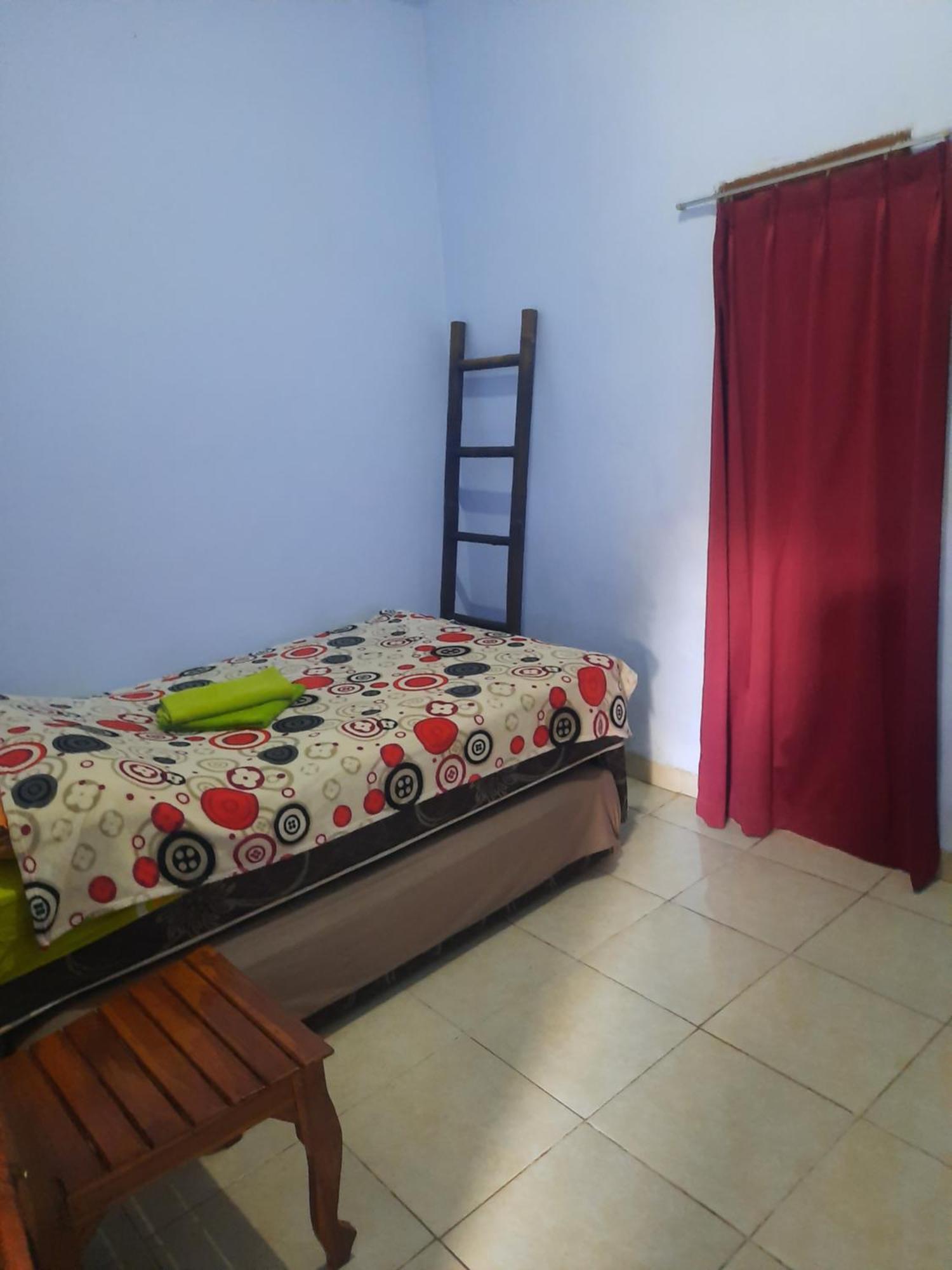 Red Beach Homestay Pasanggaran Room photo